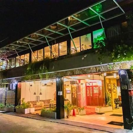 Chinese Lotus Luxapathiya - Shanghai Hotel Moratuwa Extérieur photo