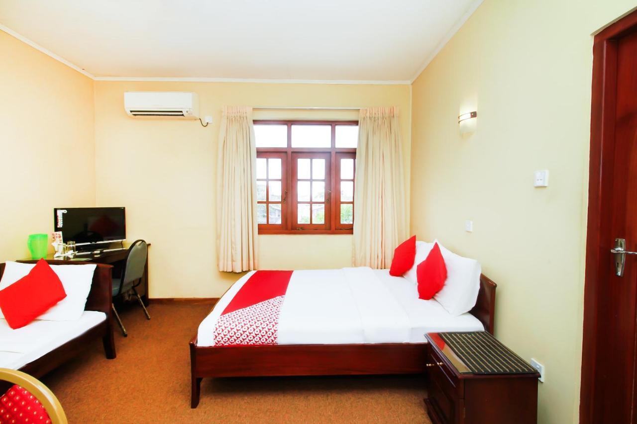 Chinese Lotus Luxapathiya - Shanghai Hotel Moratuwa Extérieur photo